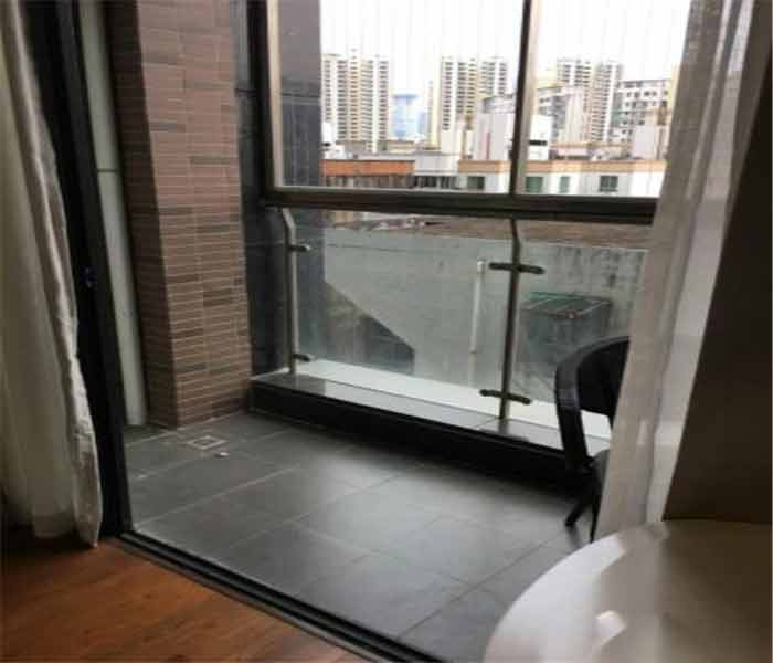 香密湖軍產房：億民公寓