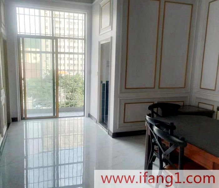 <a href=/shiyan/ target=_blank class=infotextkey>石巖小產權房出售信息</a>